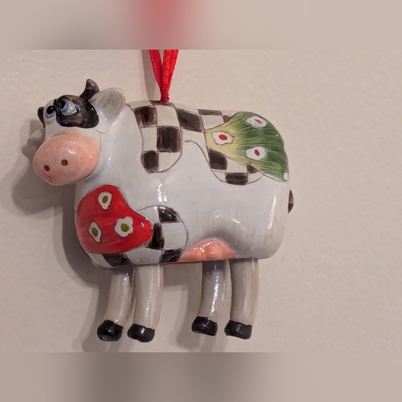 Three Country Farmyard Cow Ornaments - Picture 9 of 13
